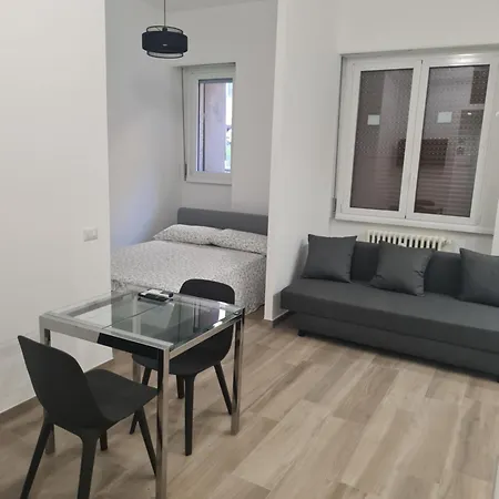 Solari Apartment Milan Exterior photo